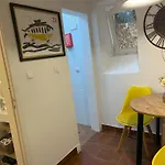 Regueira Gold Com Terraco Appartement Lissabon